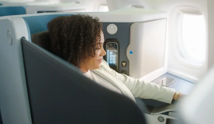KLM presenta los nuevos asientos en la World Business Class a bordo de la flota B777