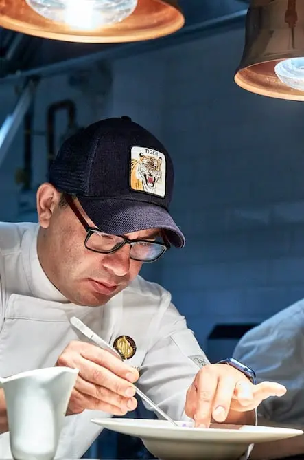 Chef Michelin Edwin Rodríguez hace un viaje gastronómico por Colombia junto con Marriott Bonvoy y Santa Marta Marriott Resort Playa Dormida