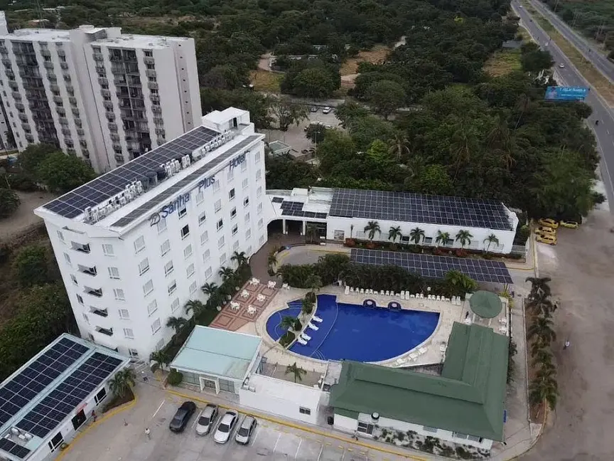 Sánha Plus Hotel avanza exitosamente hacia la sostenibilidad al generar 224,4 kW de energía solar fotovoltaica