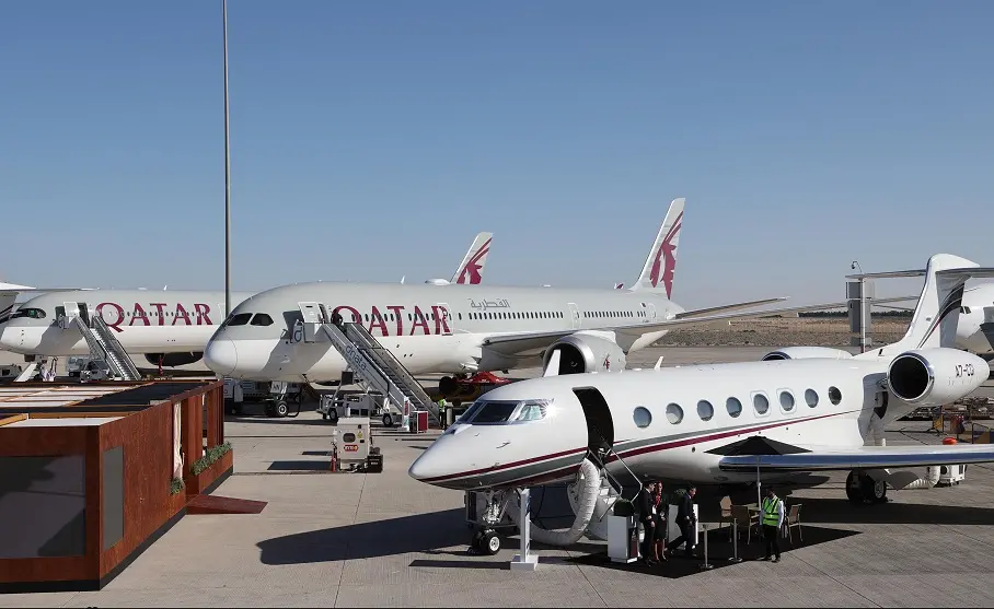 Qatar Airways sube al escenario en el primer día del Dubai Airshow 2023