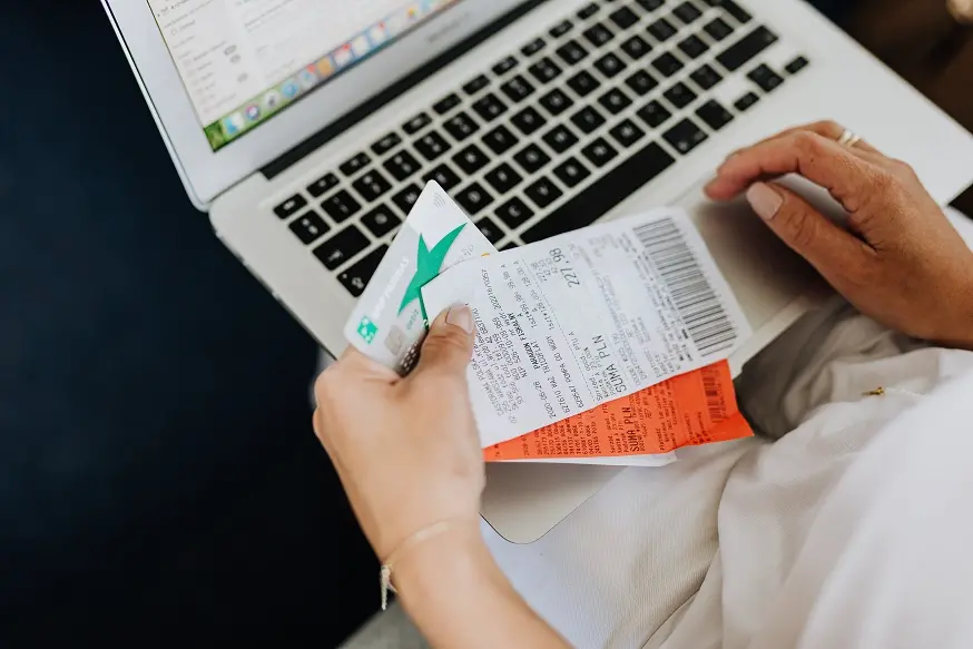 Booking.com se une a Black Friday con descuentos a partir del 30% en alojamientos y hasta un 25% en lugares de interés