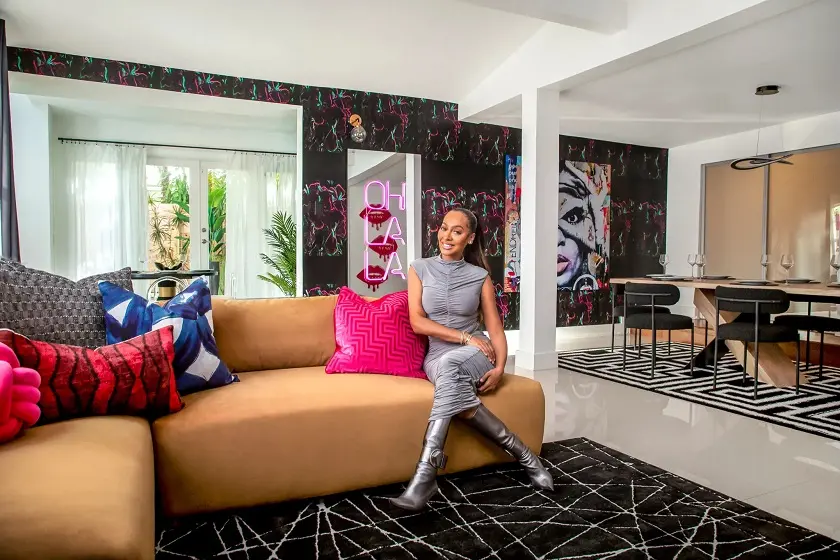 Conoce a La La Anthony, la nueva asesora creativa y anfitriona de Airbnb
