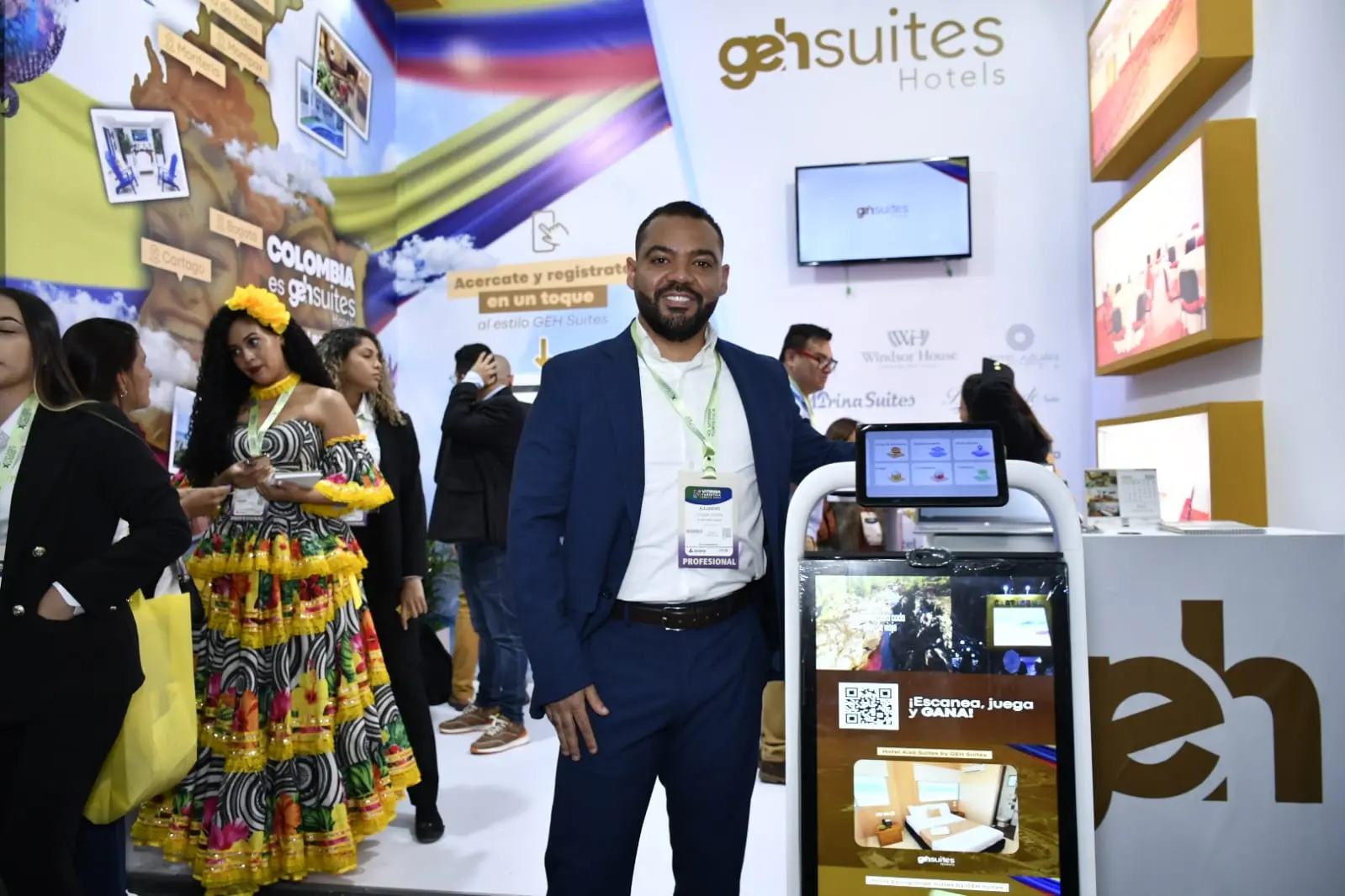 Cadena hotelera anuncia robots meseros para sus hoteles en Colombia