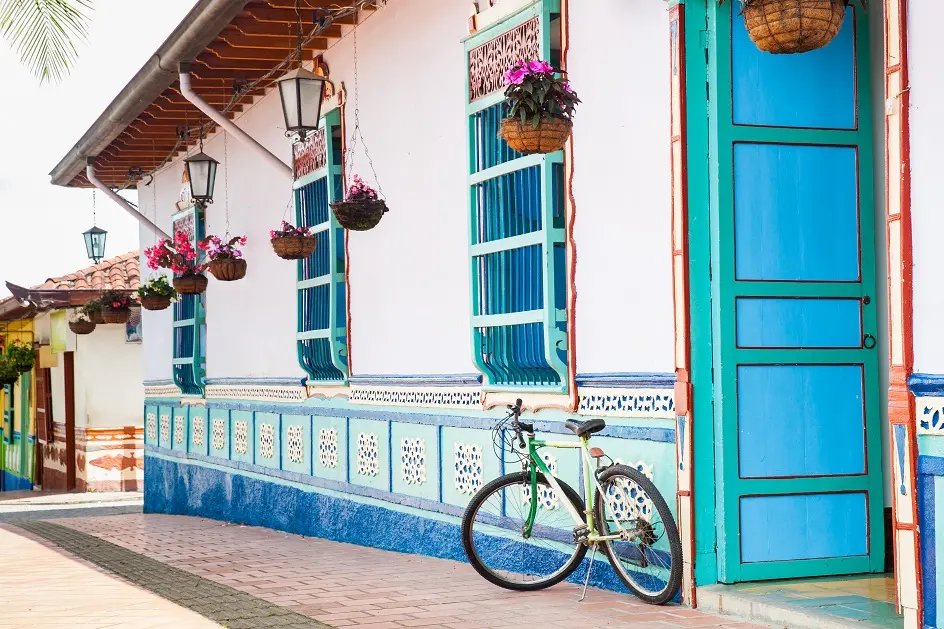 Explorando la calidez colombiana: descubra las ciudades más acogedoras de las principales regiones del país 
