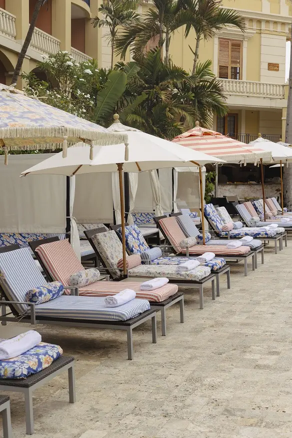 En Cartagena la moda se convierte en protagonista en la piscina de Sofitel Legend Santa Clara