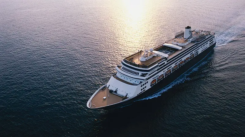 Holland America Line se convierte en la primera línea de cruceros mundial en recibir certificaciones internacionales de productos del mar