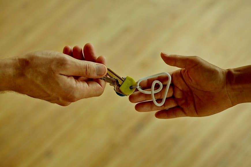 Airbnb fortalece su seguridad y apoyo a la comunidad antes del verano
