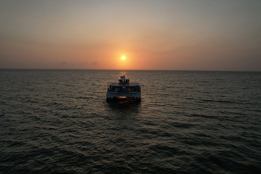 Llega el lujo a Cartagena: el nuevo catamarán que ofrece una experiencia marítima única