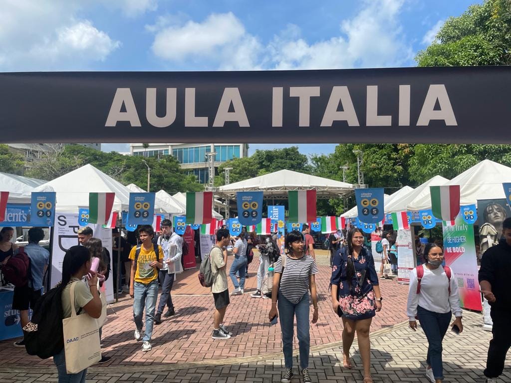 Accede a becas de hasta el 100% para estudiar en Italia