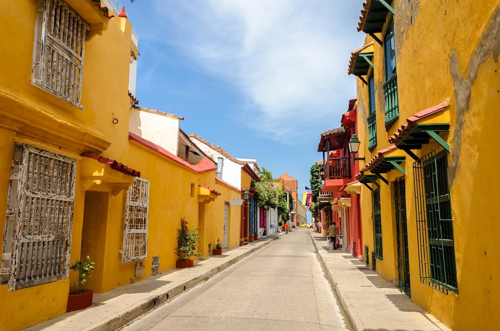 Los destinos nacionales con más búsquedas para el festivo del Día de la Raza en Booking.com