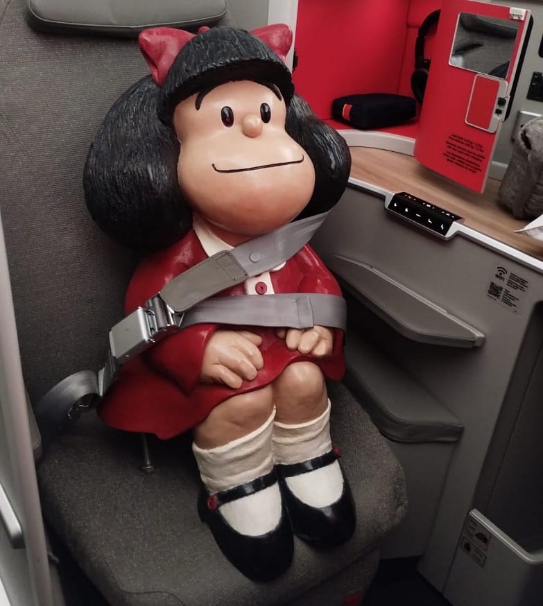 Mafalda vuela a Madrid a bordo de un avión de Iberia