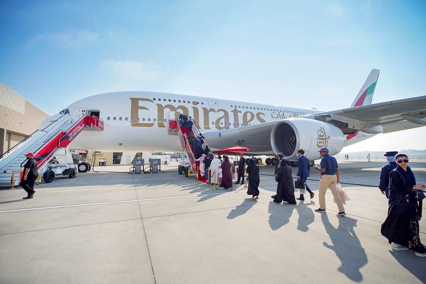 El A380 de Emirates recibe a más de 7.000 visitantes en el Salón Aeronáutico Internacional de Baréin