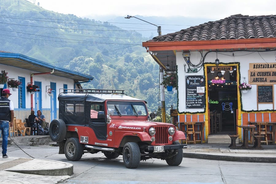 El 62% de los viajeros colombianos prefieren pueblos con patrimonio cultural, señala encuesta de Booking.com