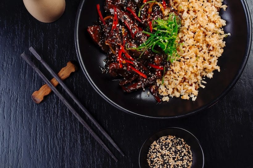 Marriott Medellín presenta Tanoshii una inmersión elevada, profunda y divertida en la gastronomía asiática