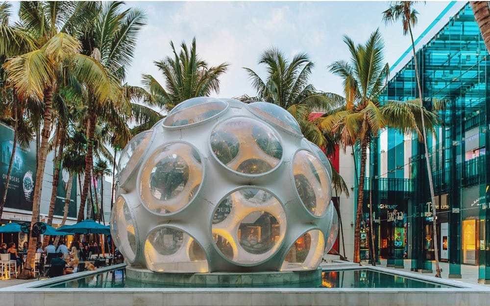 Miami ocupa el tercer puesto como destino de mayor tendencia en 2024 según Google