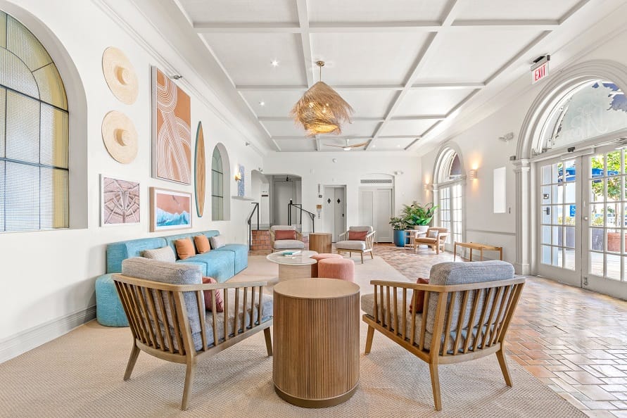 Aloha Fridays ya está abierto en Miami Beach