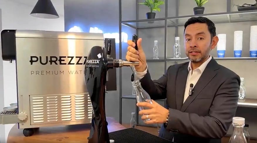 Hotel en Bogotá reduce consumo y elimina 6.500 botellas plásticas al mes