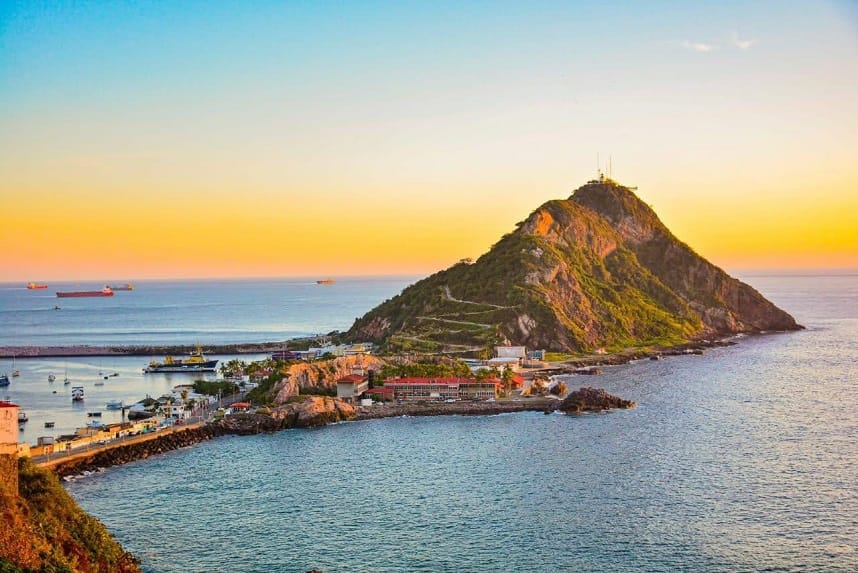 Sectur destaca una ocupación hotelera del 83 por ciento en Mazatlán en el inicio de Semana Santa