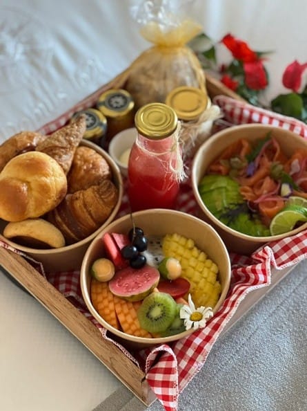 La tradición, excelencia culinaria y momentos memorables se unen con el encanto del claustro para homenajear a las madres en su día