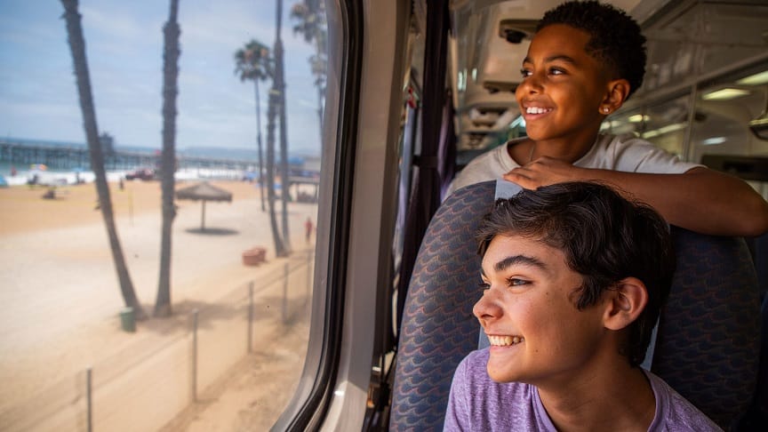 Amtrak Pacific Surfliner añade su duodécimo viaje de ida y vuelta entre San Diego y Los Ángeles