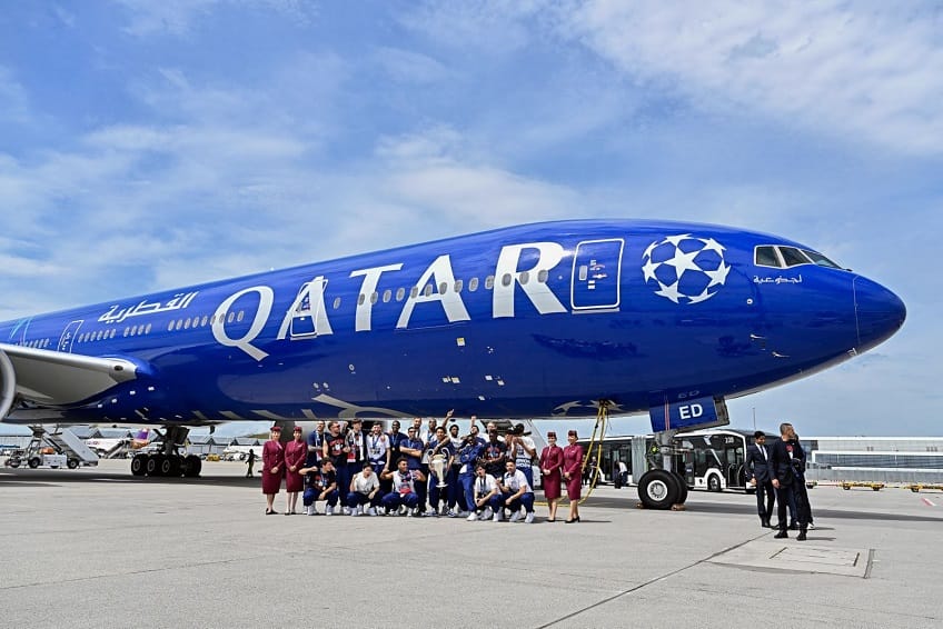 El PSG regresa a París con Qatar Airways: la aerolínea dedica una decoración especial de la UEFA Champions League para traer a los campeones a casa