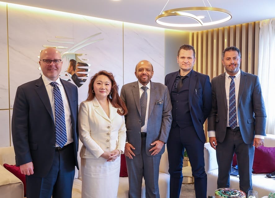 Qatar Airways se asocia con Panasonic Avionics para impulsar una experiencia de cabina más inteligente y conectada en su flota Boeing 777-9