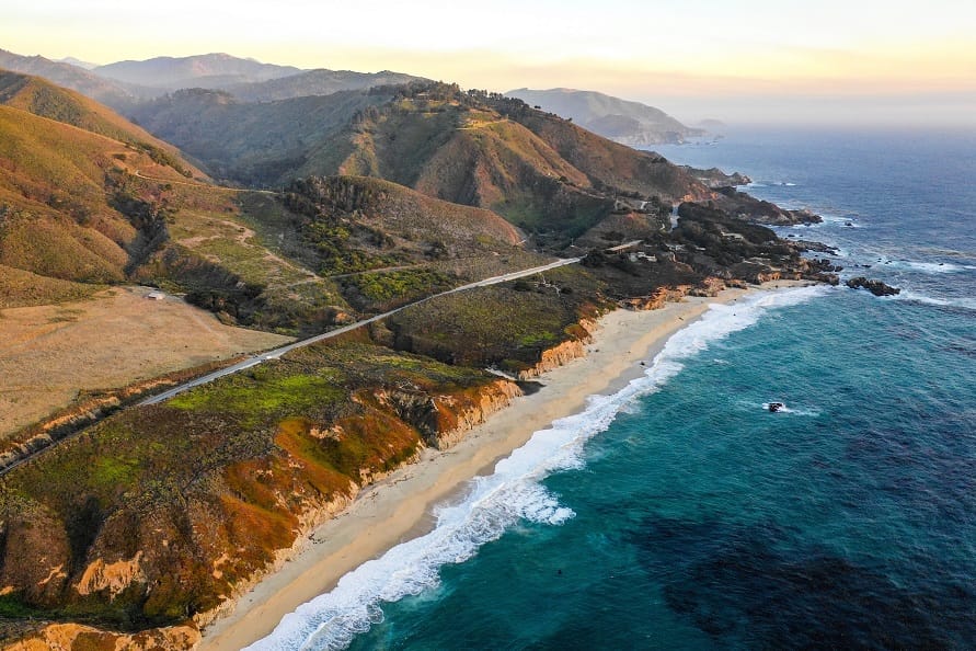 Cómo explorar Big Sur y sus alrededores en un viaje por carretera por el condado de Monterey este verano