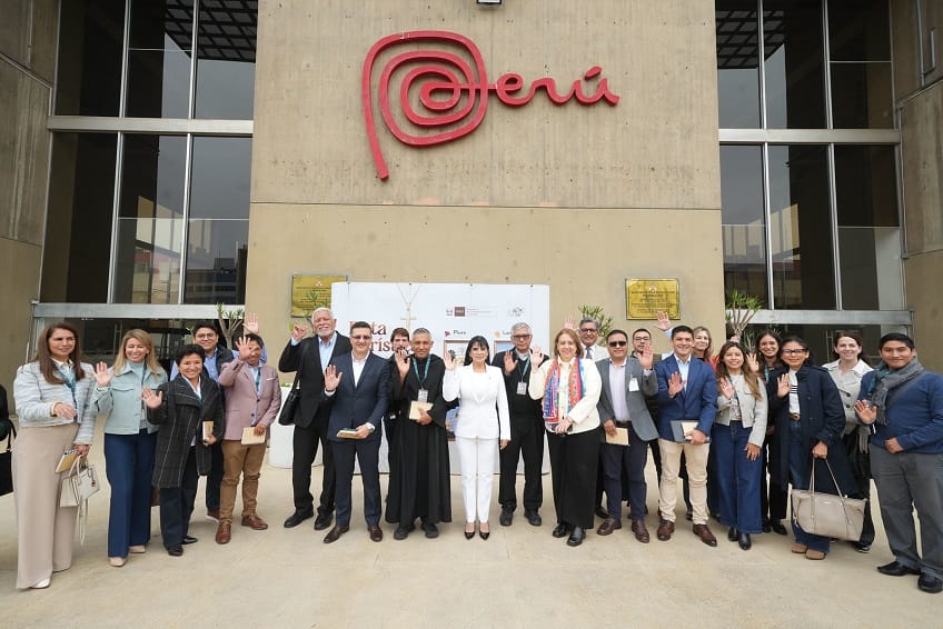 Mincetur convoca al sector privado a invertir en la Ruta Turística Caminos del Papa León XIV