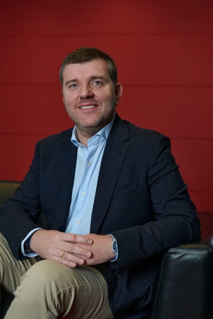 Avianca nombra a Jaime Manso como Vicepresidente Senior de Loyalty & LifeMiles Jaime Manso 1 682x1024