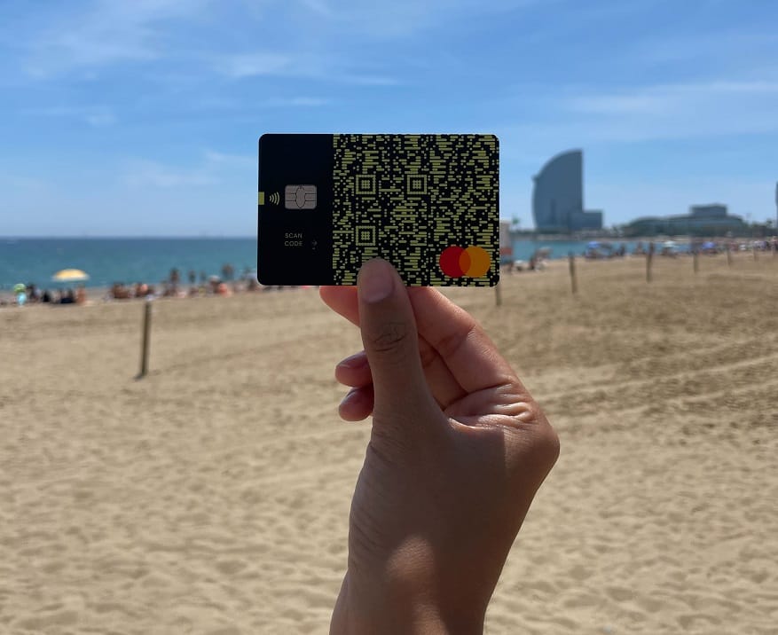 Evite sobrecostos financieros en vacaciones: cómo hacer rendir el dinero al viajar al exterior