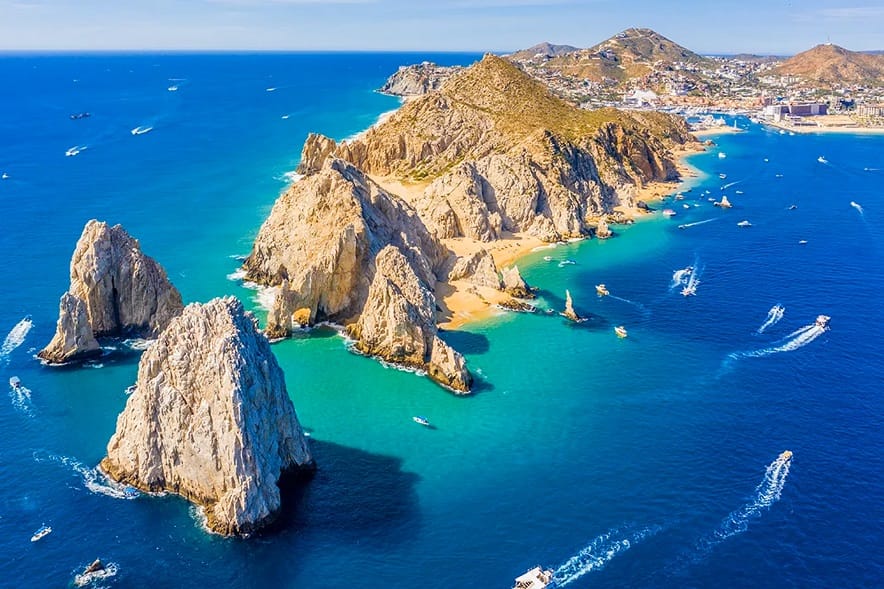 ¿Qué hacer en Los Cabos este verano? Arte, surf, gastronomía y más