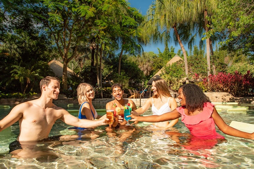 Discovery Cove lanza ofertas imperdibles para reservas en 2025 y 2026