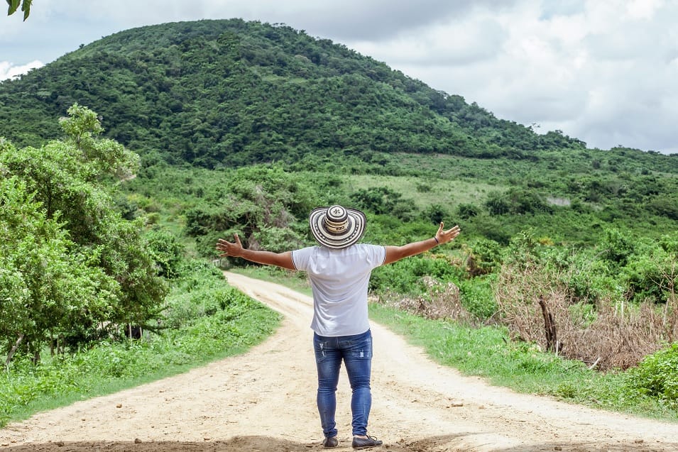 Así planean hoy sus vacaciones los colombianos: experiencias primero, precio después, revela encuesta de Booking.com