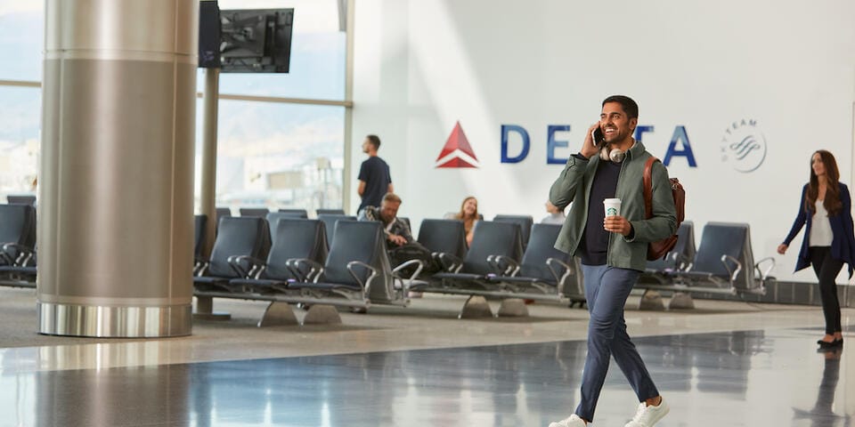 Delta ofrece formas para viajar más inteligente: entrega de equipaje, seguridad y conexiones más rápidas