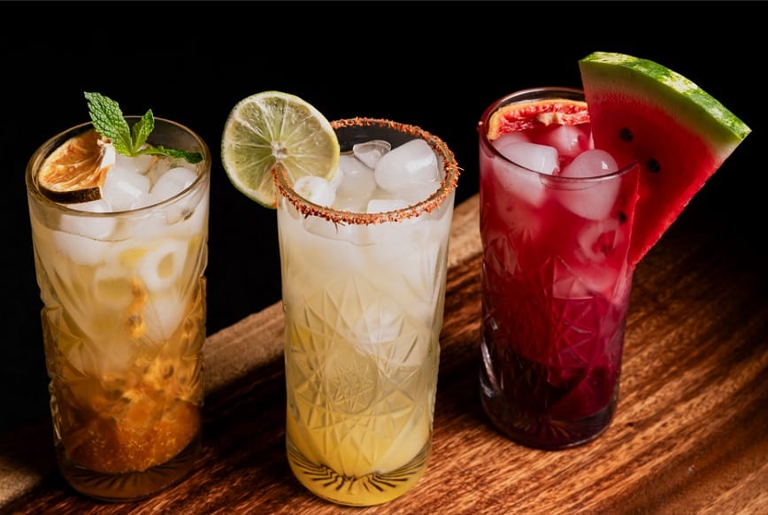 Amor y Amistad en Bogotá: entre cocteles, risas y pizzas al atardecer