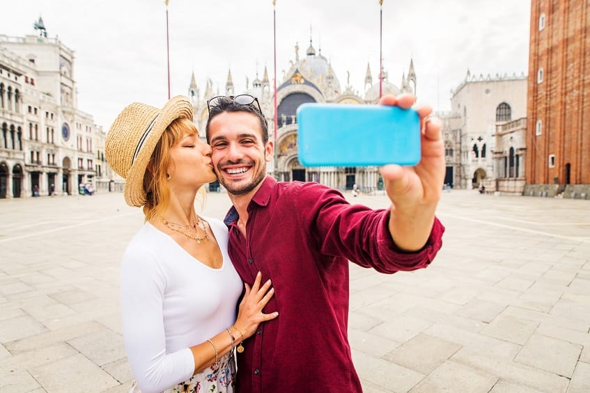 Descubra la guía de destinos para Celebrar Amor y Amistad y planifique una escapada romántica inolvidable