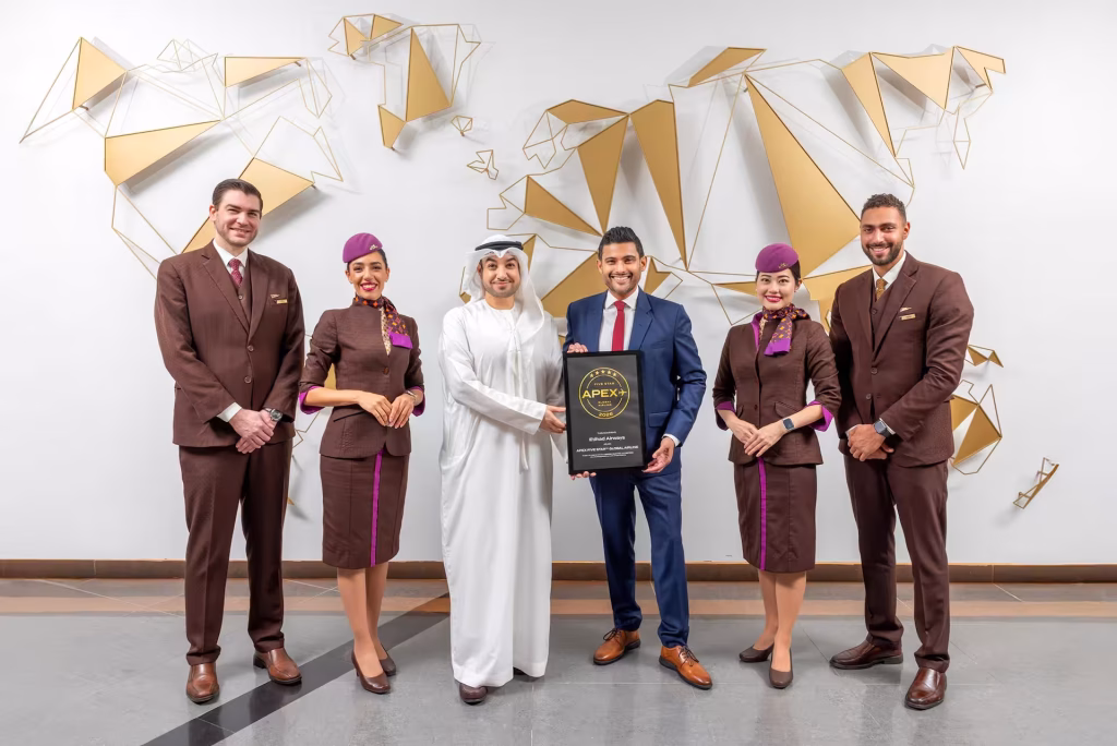 Etihad Airways nombrada aerolínea global de cinco estrellas por la Asociación de Experiencia de Pasajeros de Aerolíneas para 2026