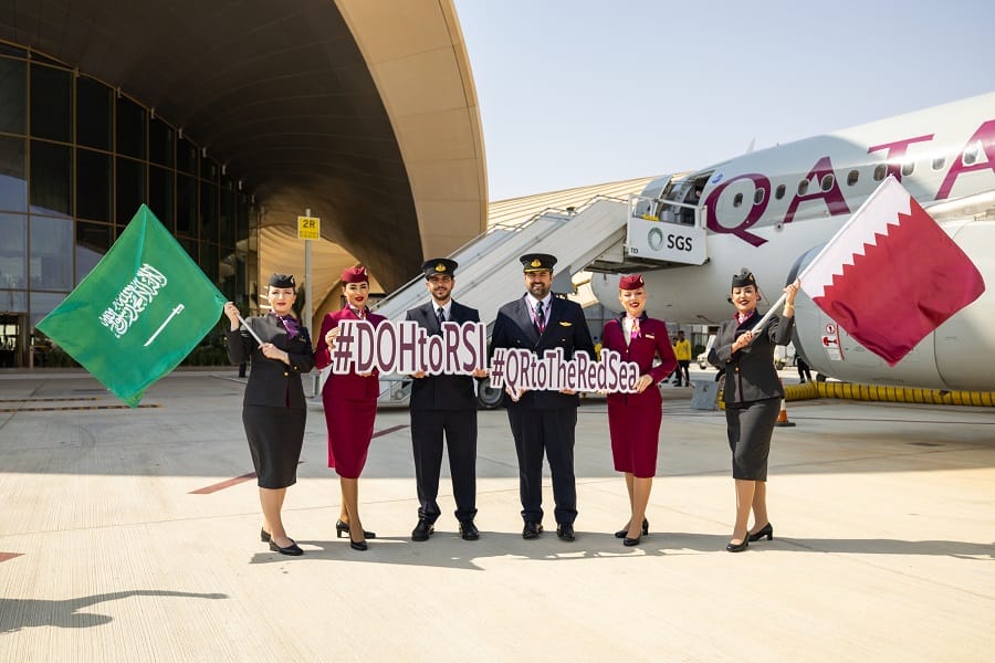 Qatar Airways aterriza su vuelo inaugural en el Mar Rojo, Arabia Saudita.