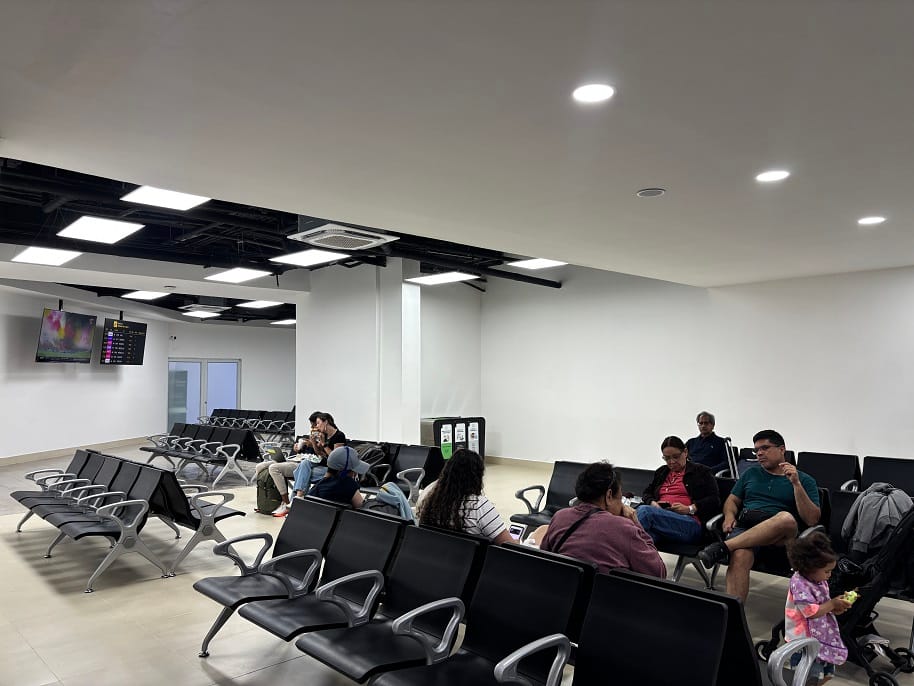 El Aeropuerto Internacional Rafael Núñez amplía su sala nacional para mejorar la experiencia de los pasajeros en temporada alta