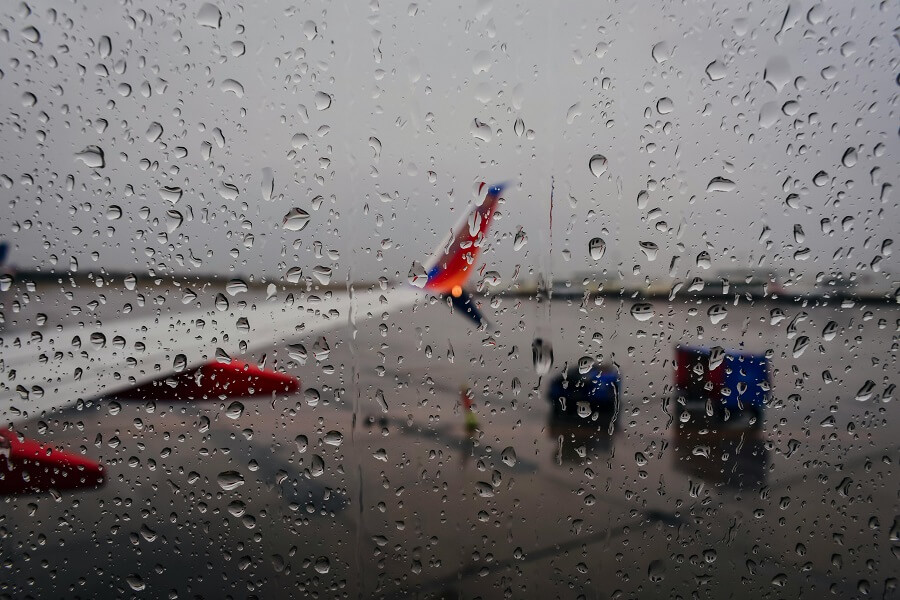 Clima extremo ya impacta los viajes: 31% de los colombianos ha cancelado viajes por esta razón, según Booking.com