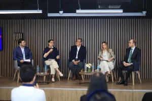 Alianza sectorial presenta una guía práctica sobre los derechos de los pasajeros de aerolíneas en Colombia