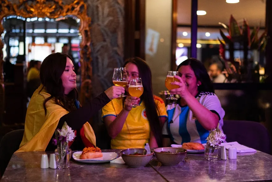 Bogotá tiene un nuevo punto de encuentro para seguir la gran fiesta del fútbol bogotá tiene un nuevo punto de encuentro para seguir la gran fiesta del fútbol resultado