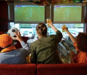 Hilton Bogotá convierte Levels Bar en punto de encuentro after office para vivir el fútbol