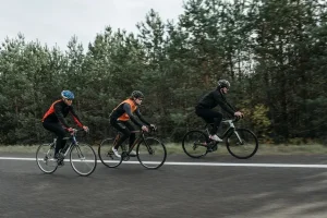 Cinco destinos globales destacados para viajeros que buscan practicar turismo en bicicleta