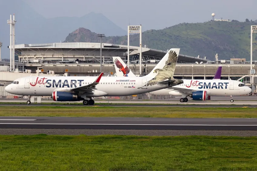 JetSMART reduce tarifas en vuelos nacionales e internacionales para la temporada alta de fin de año