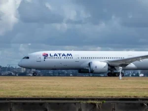 LATAM Colombia restablece sus vuelos a Pereira con 21 frecuencias semanales y mantendrá tarifas tope