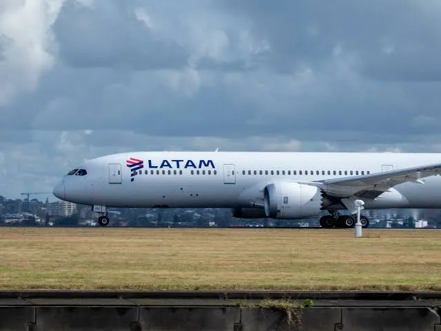 LATAM Colombia restablece sus vuelos a Pereira con 21 frecuencias semanales y mantendrá tarifas tope