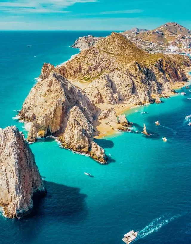 Colombia se consolida como el mayor emisor sudamericano de turistas hacia Los Cabos