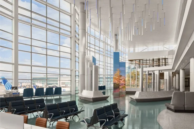 Aeropuerto de Houston nueva Terminal B y vuelo a Cartagena